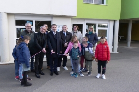 Plus 360m2 pour le bien-être des enfants et des enseignants, c’est le pari tenu à Sombernon avec l’extension du pôle péri et extrascolaire